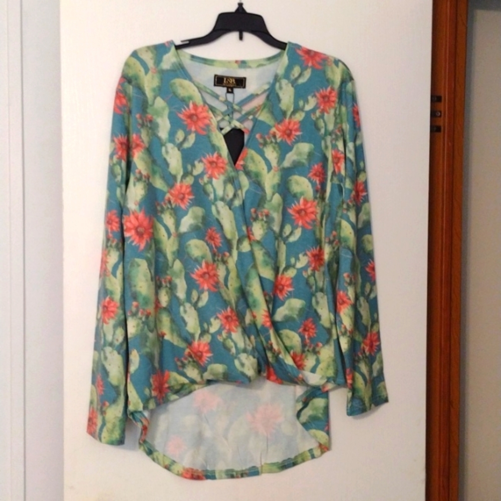 New cactus print crossover top
